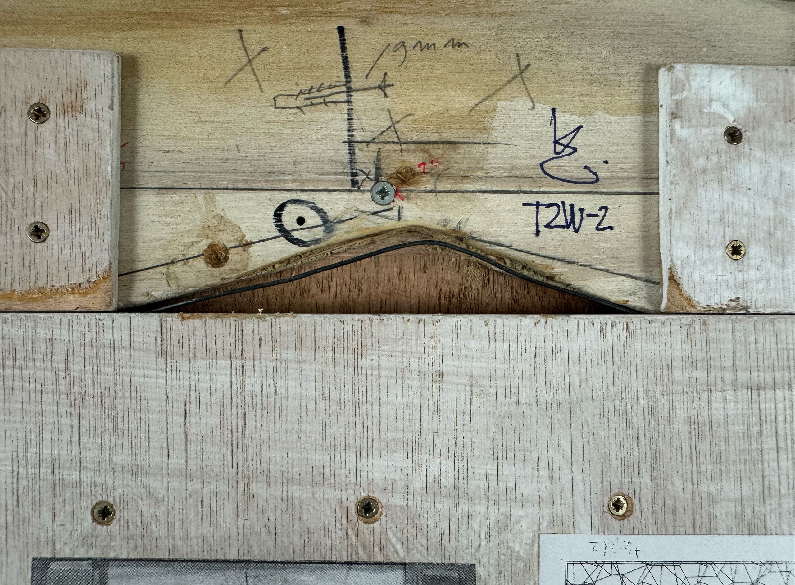 Karel Kremer - 'Relief I' paneel achterzijde, detail