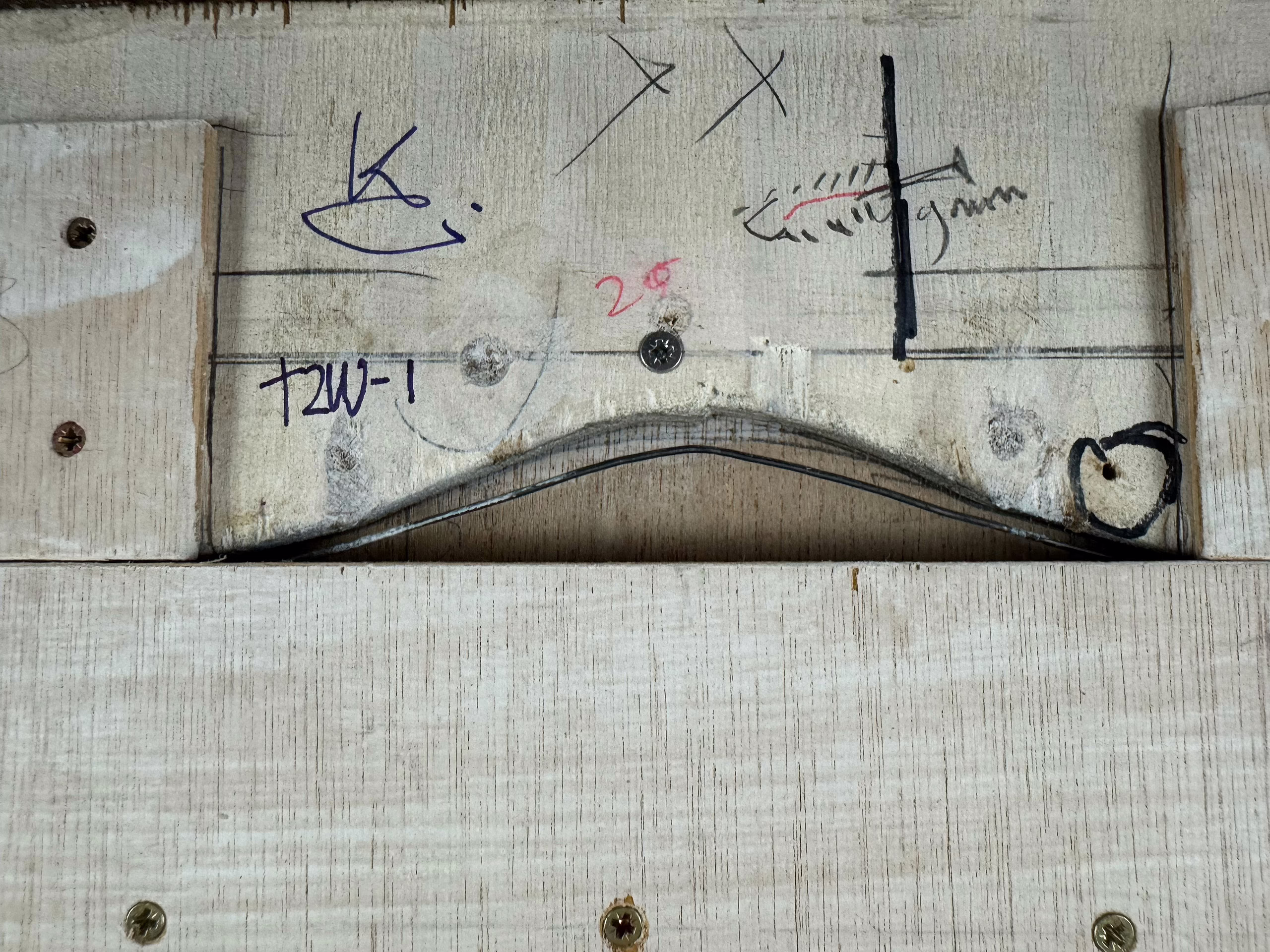 Karel Kremer - 'Relief II' sculptuur, achterzijde