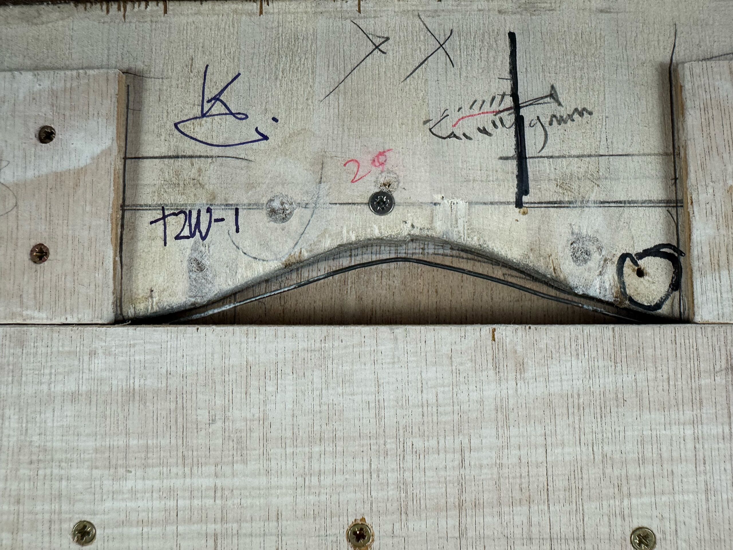 Karel Kremer - 'Relief II' sculptuur, achterzijde