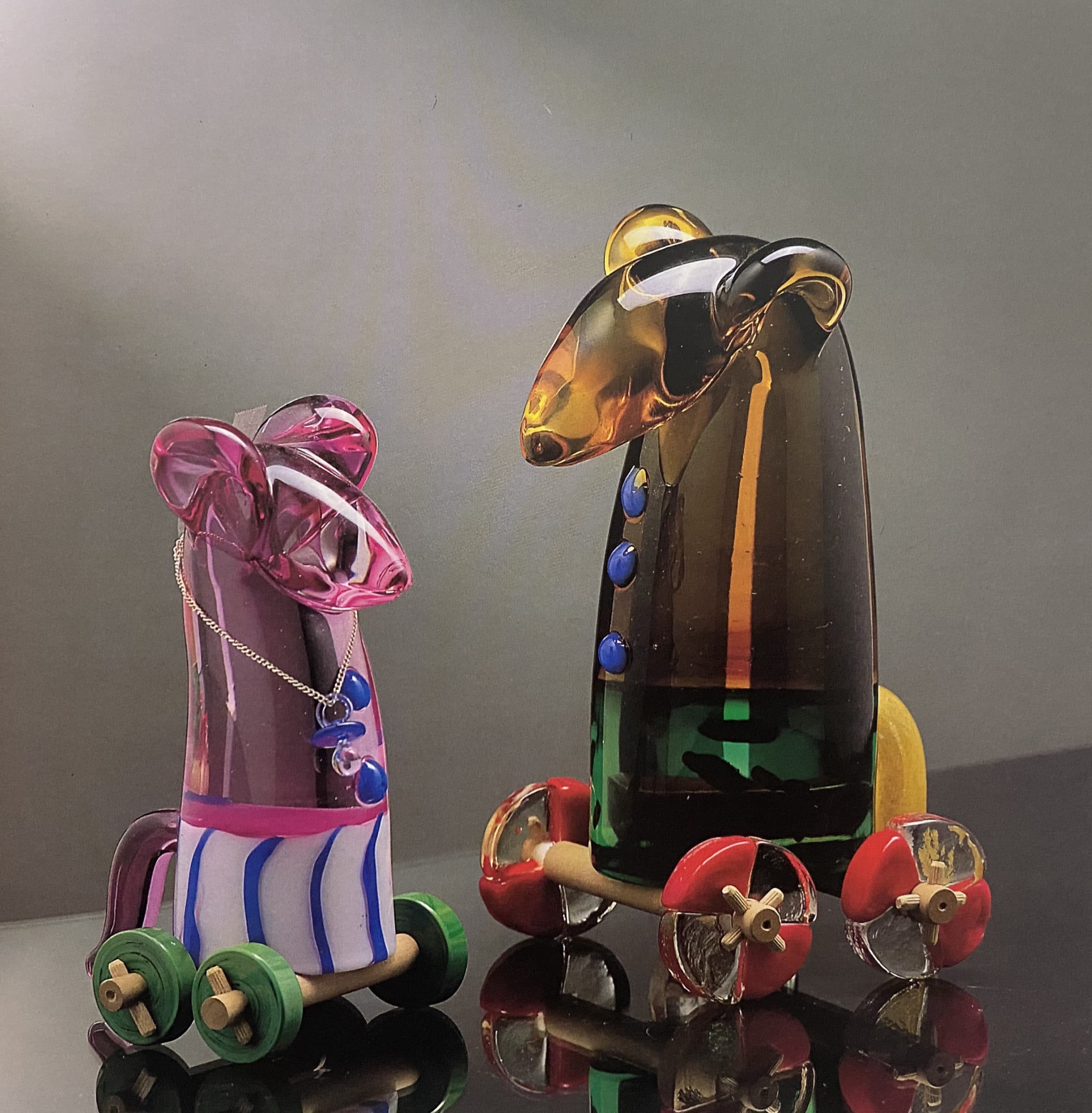 Martin Bradley - "In-fante / Baby Rollerskate mouse" afgebeeld met "Rollerskate mouse"