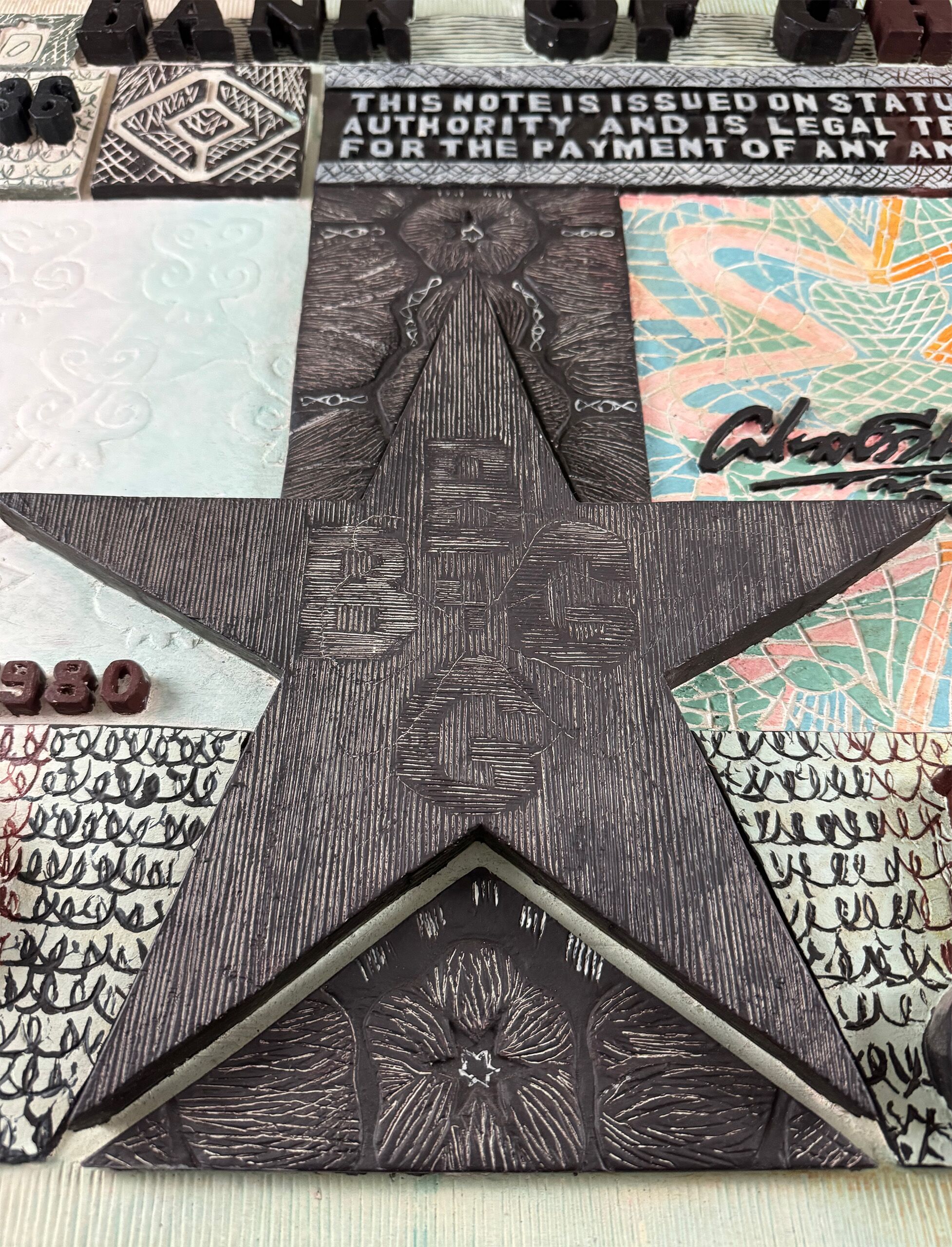 Thomas Tchopzan - Bank Of Ghana 50 CEDI - detail reliëf ster